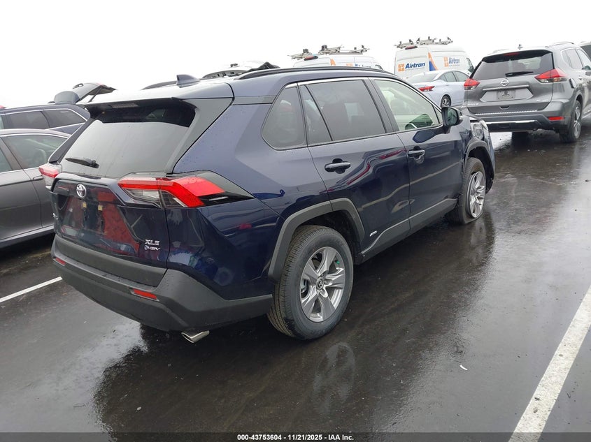 JTMRWRFV4SJ073981 2025 TOYOTA RAV 4 photo no. 4