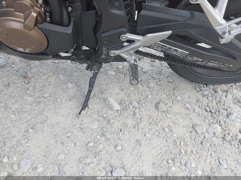 2016 Honda Cbr500 R VIN: MLHPC4469G5300321 Lot: 43753761