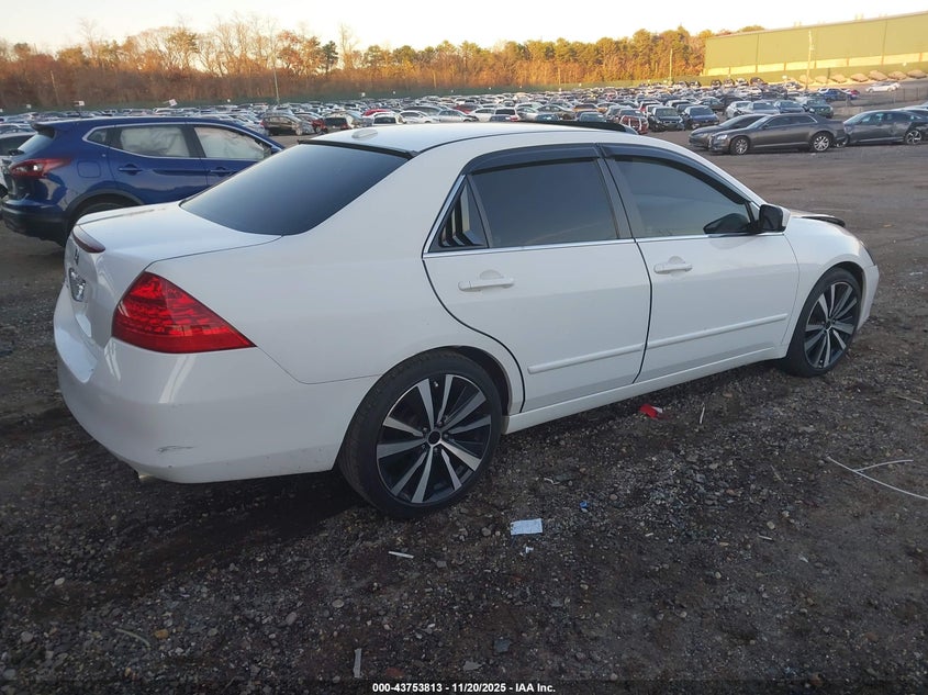 1HGCM56877A002667 2007 HONDA ACCORD photo no. 4