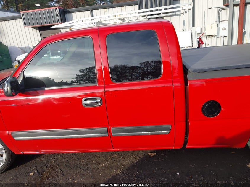 2005 Chevrolet Silverado 1500 Ls VIN: 2GCEC19T351227159 Lot: 43753820