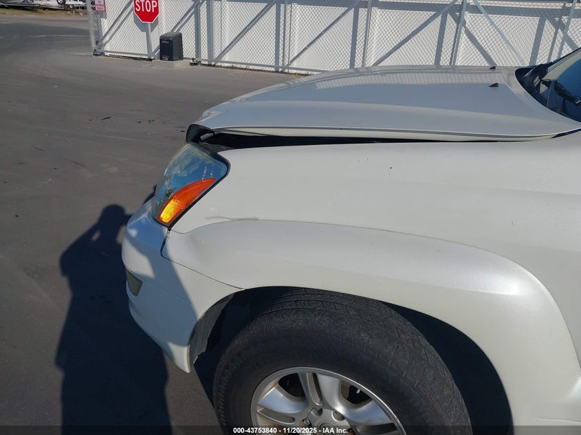 2004 Lexus Gx 470 VIN: JTJBT20X240049647 Lot: 43753840