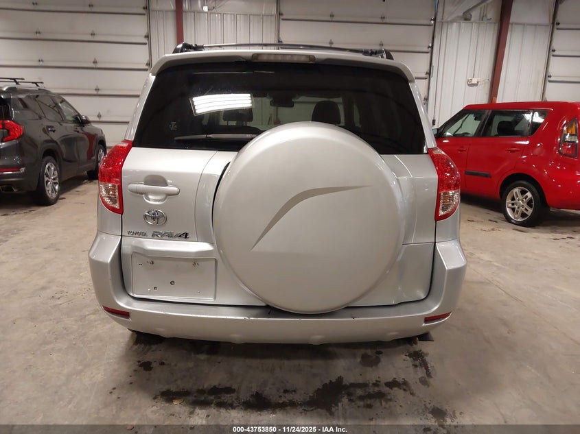 2007 Toyota Rav4 Limited VIN: JTMZD31V175071681 Lot: 43753850