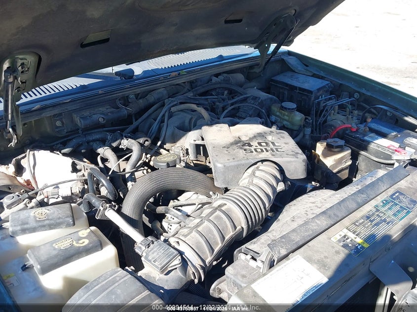 2004 Ford Explorer Sport Trac Adrenalin/Xls/Xlt VIN: 1FMZU67K74UB10303 Lot: 43753857