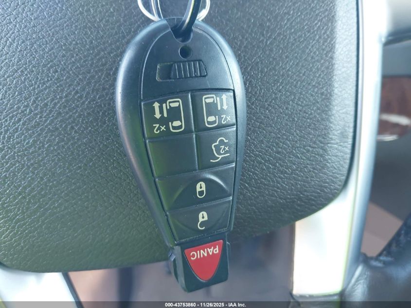 2011 Chrysler Town & Country Touring VIN: 2A4RR5DGXBR612470 Lot: 43753860