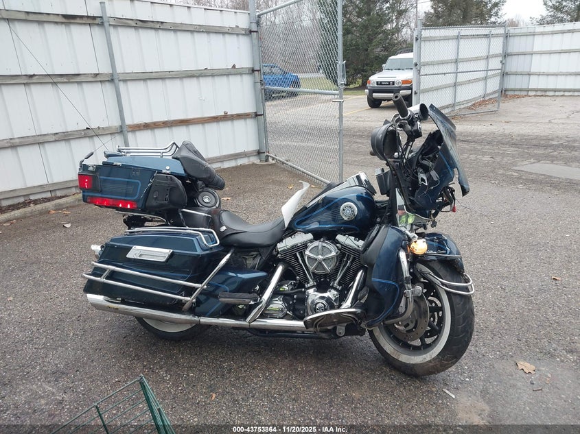 2002 Harley-Davidson Flhtcui VIN: 1HD1FCW152Y638722 Lot: 43753864