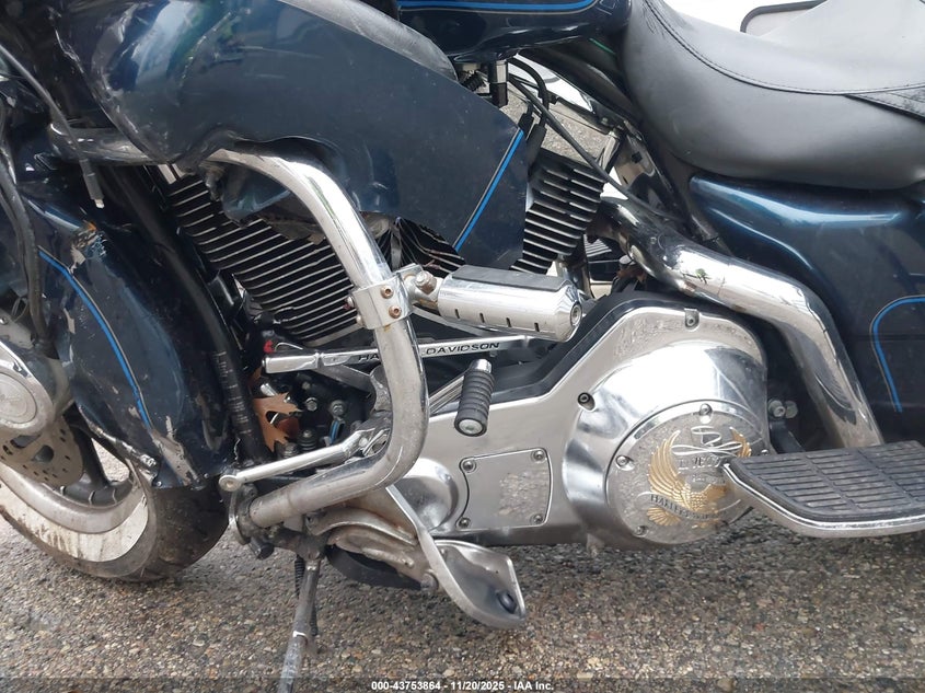 2002 Harley-Davidson Flhtcui VIN: 1HD1FCW152Y638722 Lot: 43753864