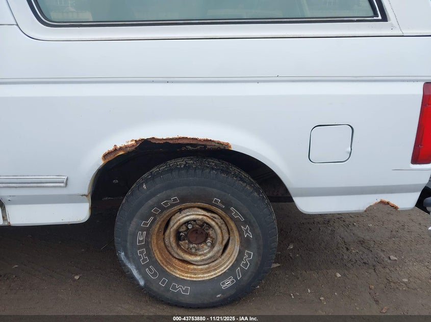 1993 Ford Bronco U100 VIN: 1FMEU15N0PLA51961 Lot: 43753880