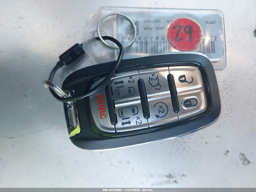 2025 Chrysler Pacifica Select VIN: 2C4RC1BG8SR593372 Lot: 43753893