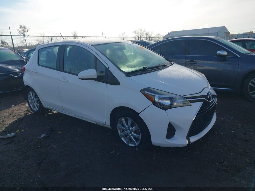 TOYOTA YARIS LE