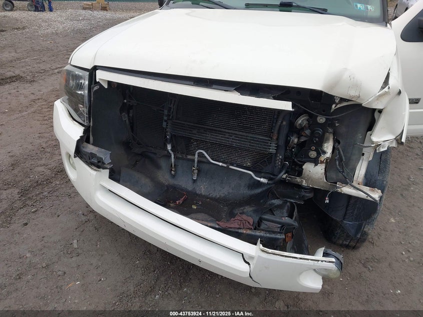 2008 Ford Expedition El Limited VIN: 1FMFK205X8LA79176 Lot: 43753924