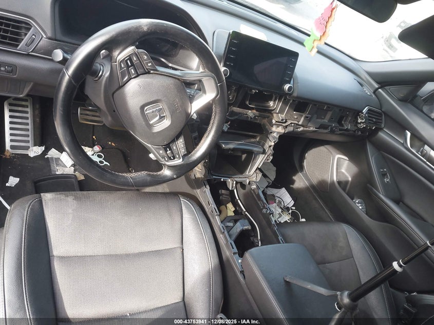 2019 HONDA ACCORD auction photo 5