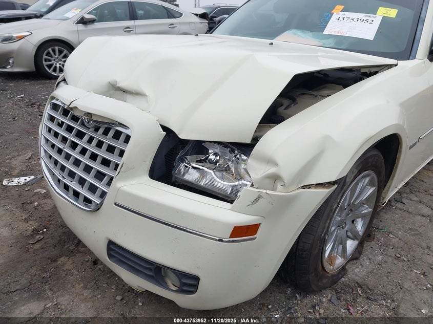 2009 Chrysler 300 Touring/Signature Series/Executive Series VIN: 2C3KA53V69H612906 Lot: 43753952