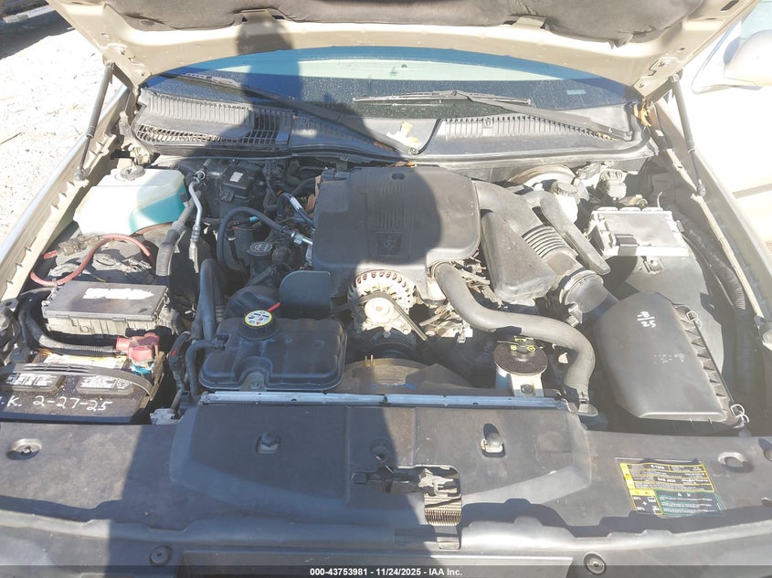 2006 Lincoln Town Car Signature VIN: 1LNHM81V96Y644084 Lot: 43753981