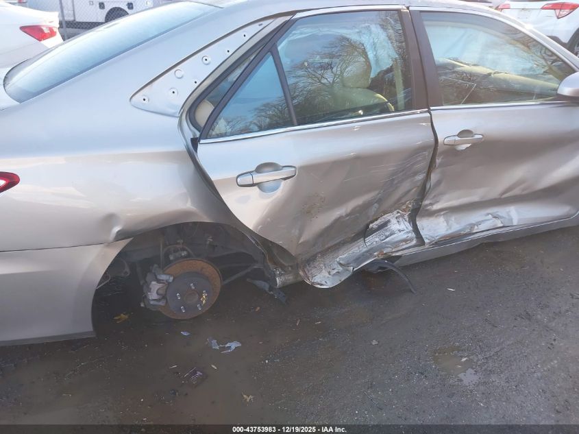 2016 Toyota Camry Le VIN: 4T1BF1FK1GU555690 Lot: 43753983