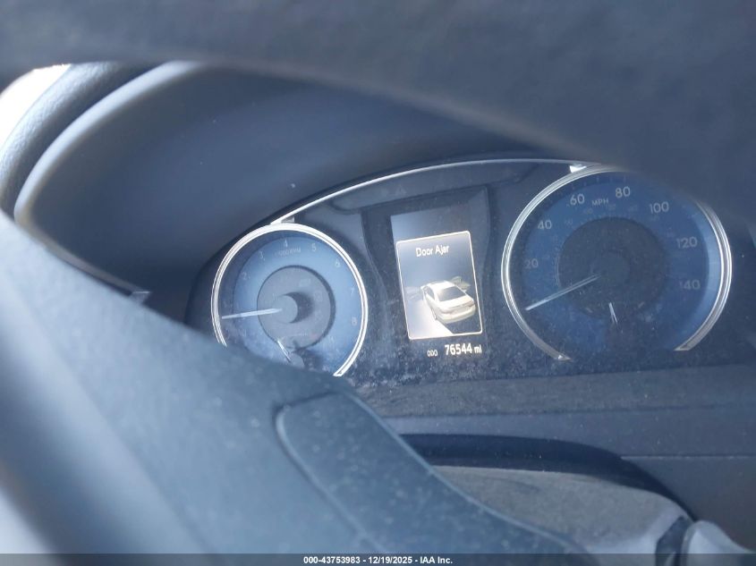 2016 Toyota Camry Le VIN: 4T1BF1FK1GU555690 Lot: 43753983