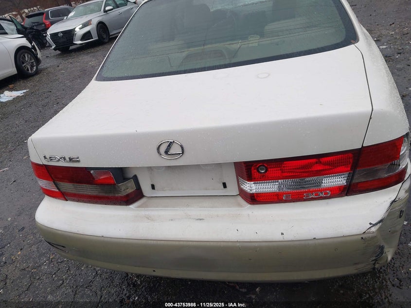 2001 Lexus Es 300 VIN: JT8BF28G010329401 Lot: 43753986