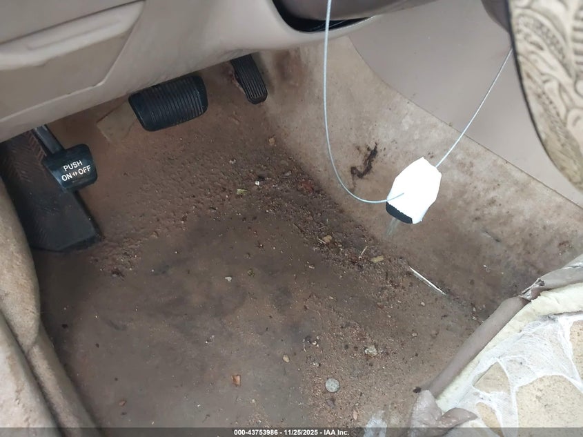 2001 Lexus Es 300 VIN: JT8BF28G010329401 Lot: 43753986