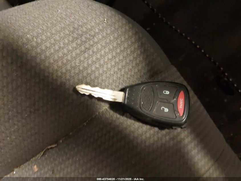 2005 Dodge Durango St VIN: 1D4HB38N15F592675 Lot: 43754028