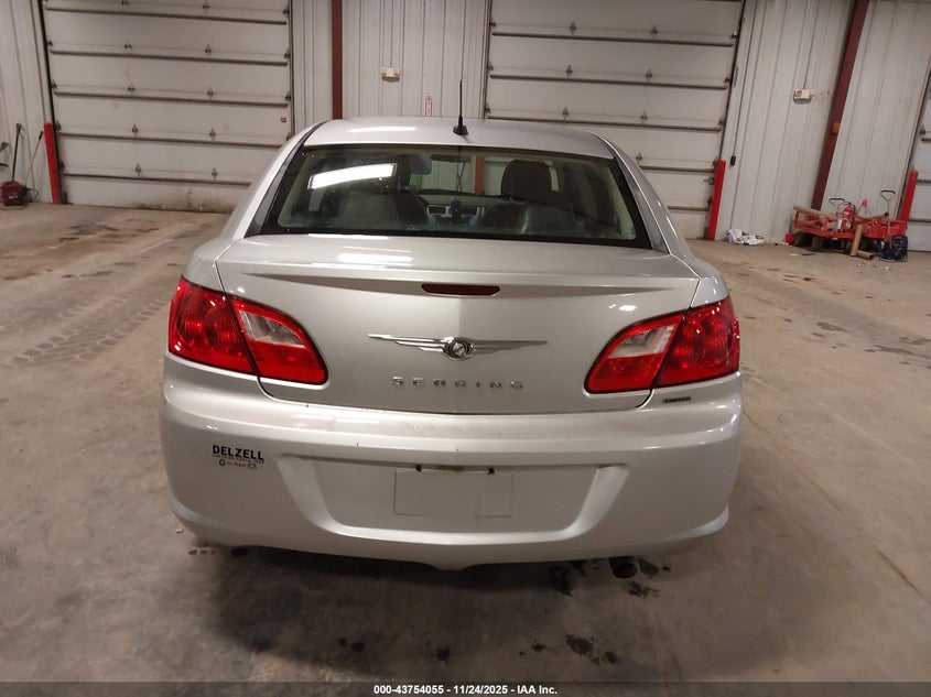 2010 Chrysler Sebring Limited VIN: 1C3CC5FD5AN190768 Lot: 43754055