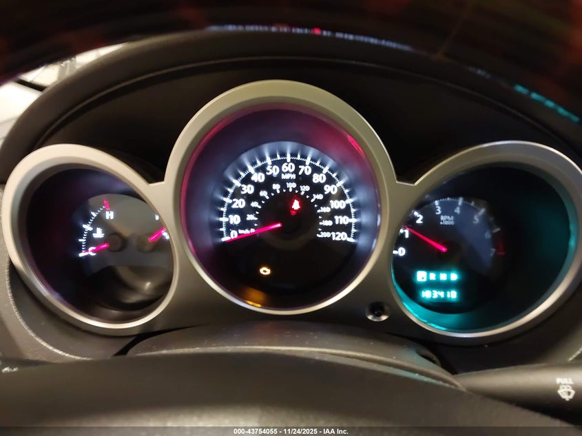 2010 Chrysler Sebring Limited VIN: 1C3CC5FD5AN190768 Lot: 43754055