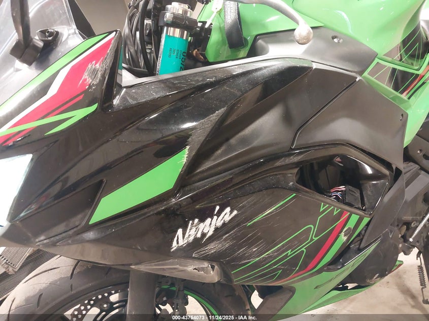 2024 Kawasaki Ex650 P VIN: ML5EXEP10RDAB7053 Lot: 43754073