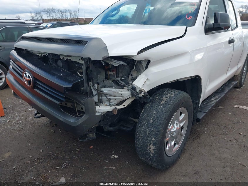 2015 Toyota Tundra Sr 5.7L V8 VIN: 5TFUY5F18FX447716 Lot: 43754148