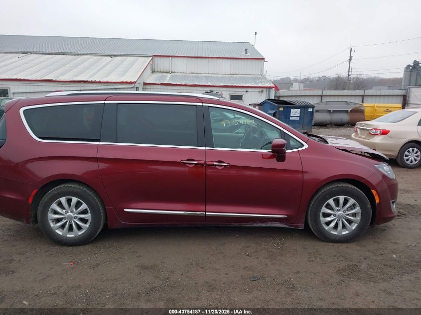 2018 Chrysler Pacifica Touring L VIN: 2C4RC1BGXJR155189 Lot: 43754187