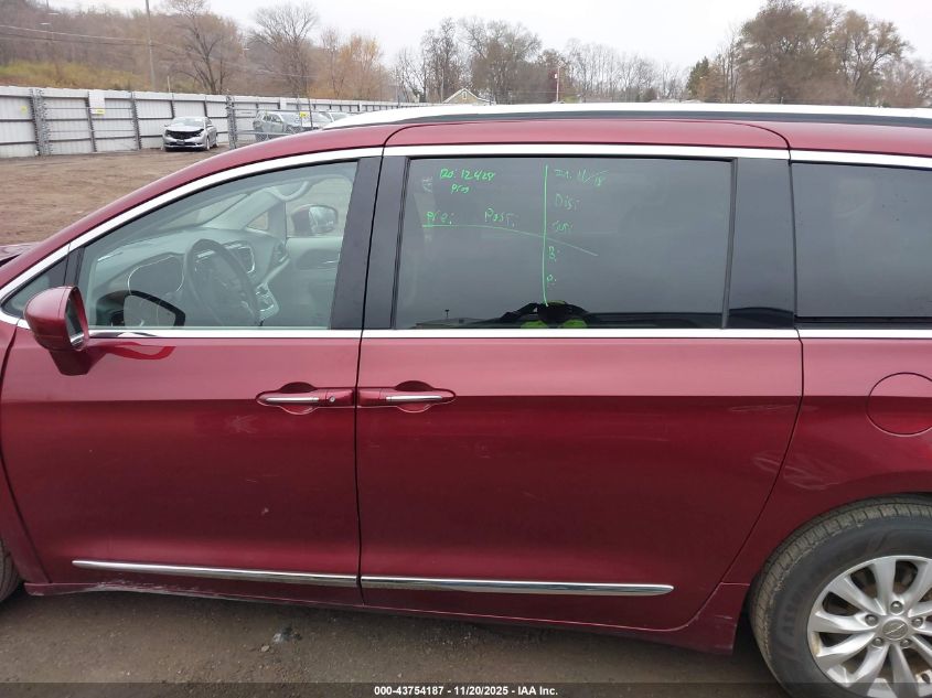 2018 Chrysler Pacifica Touring L VIN: 2C4RC1BGXJR155189 Lot: 43754187