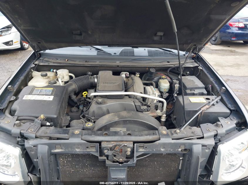 2005 GMC Envoy Slt VIN: 1GKDT13S352261179 Lot: 43754211