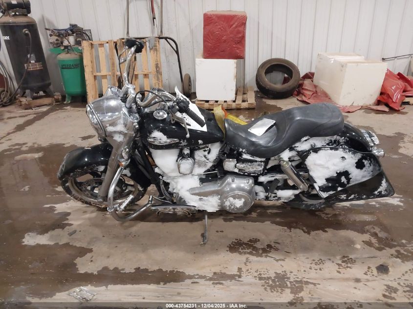 2012 Harley-Davidson Fld Switchback VIN: 1HD1GZM16CC323588 Lot: 43754231