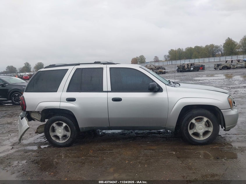 2008 Chevrolet Trailblazer Fleet VIN: 1GNDT13S682106973 Lot: 43754247