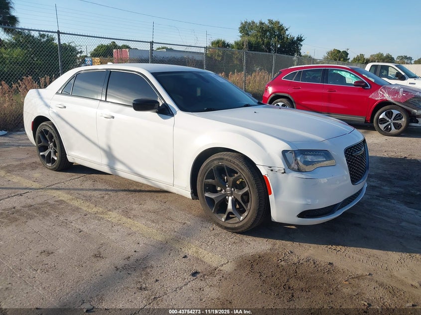 CHRYSLER 300 TOURING