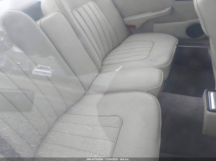 1985 Jaguar Xj6 Vanden Plas VIN: SAJAY1346FC391682 Lot: 43754294