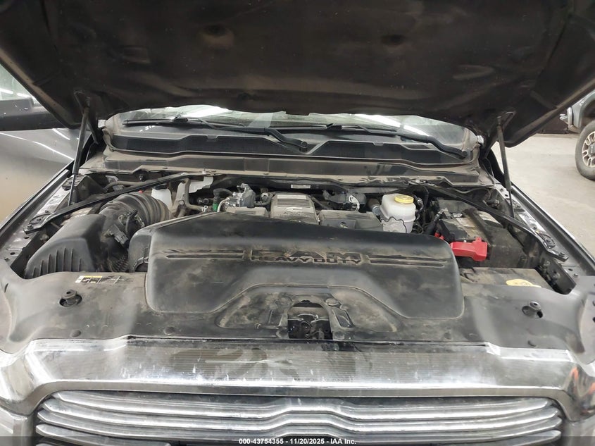 2022 Ram 3500 Laramie 4X4 8' Box VIN: 3C63RRJL1NG292087 Lot: 43754355