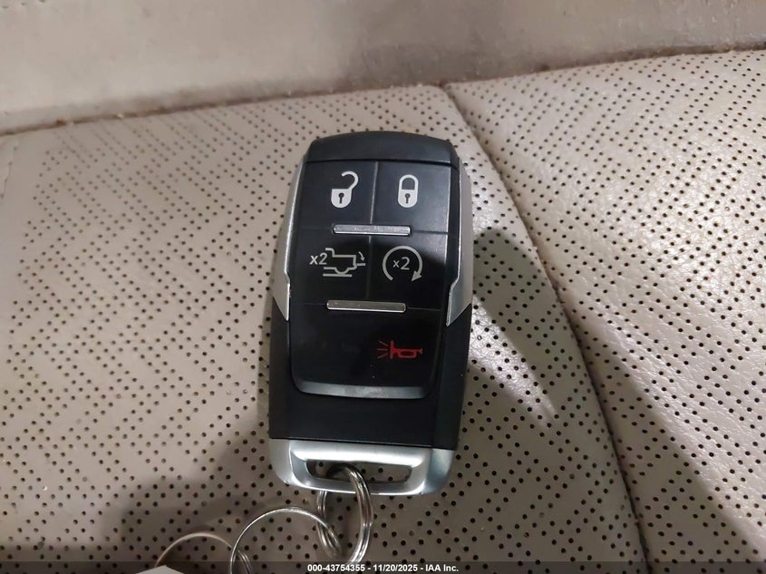 2022 Ram 3500 Laramie 4X4 8' Box VIN: 3C63RRJL1NG292087 Lot: 43754355