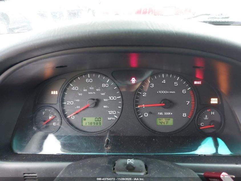 2001 Subaru Forester L VIN: JF1SF635X1H745624 Lot: 43754372