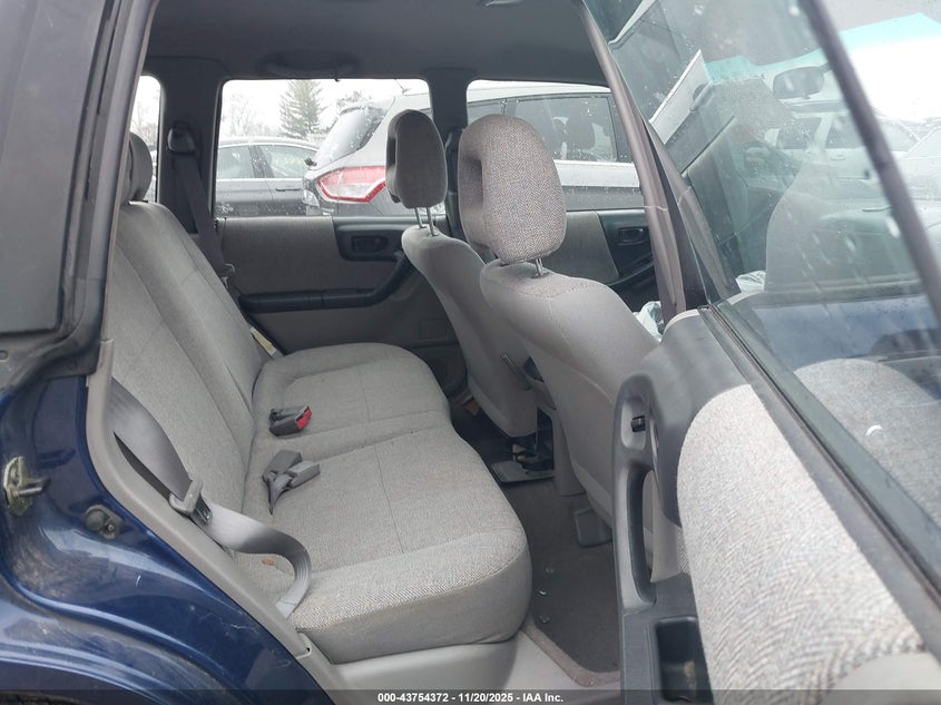 2001 Subaru Forester L VIN: JF1SF635X1H745624 Lot: 43754372