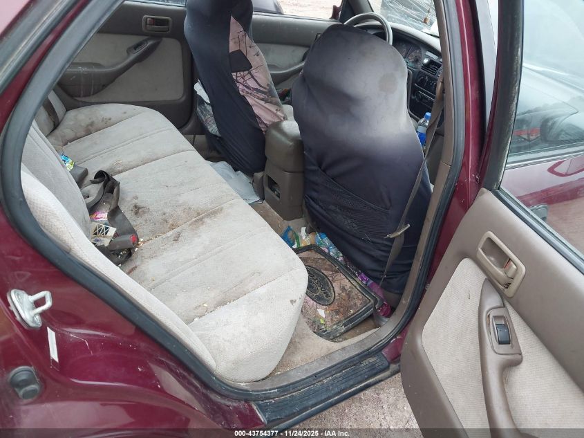 1996 Toyota Camry Dx/Le/Xle VIN: 4T1BG12K3TU751000 Lot: 43754377