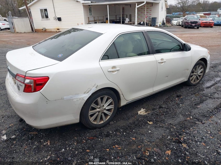 4T1BF1FK4EU404503 2014 TOYOTA CAMRY photo no. 4