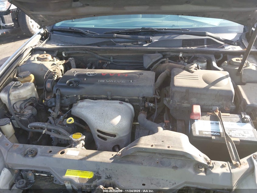 2004 Toyota Camry Le VIN: 4T1BE32K74U900253 Lot: 43754509