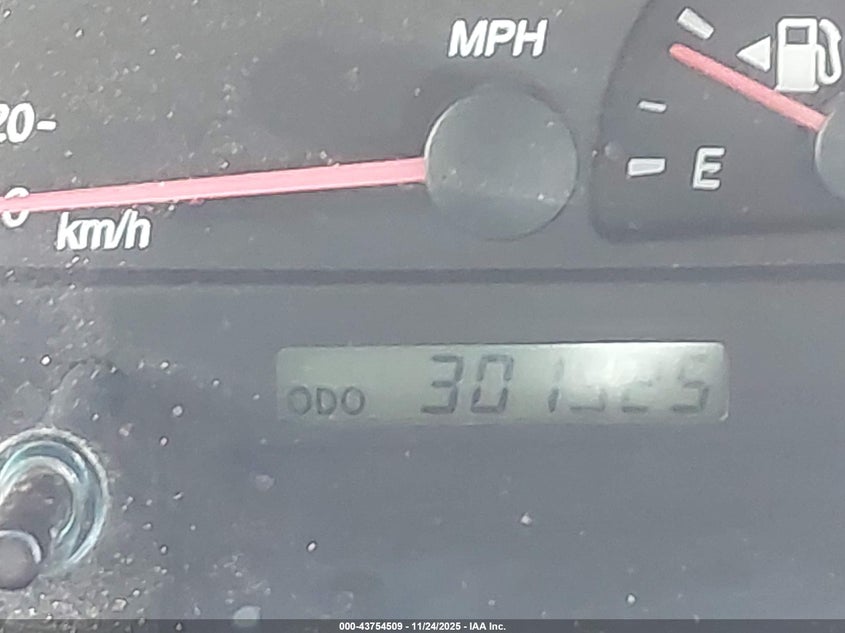 2004 Toyota Camry Le VIN: 4T1BE32K74U900253 Lot: 43754509