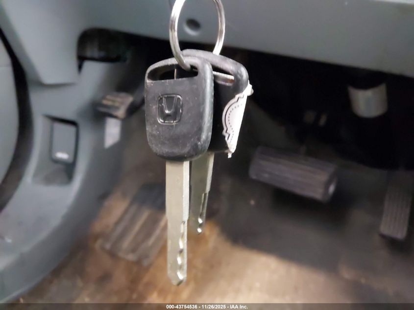 2003 Honda Pilot Lx VIN: 2HKYF18173H584893 Lot: 43754536