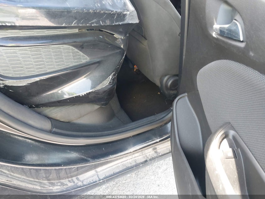 2017 Chevrolet Cruze Lt Auto VIN: 1G1BE5SMXH7251661 Lot: 43754680