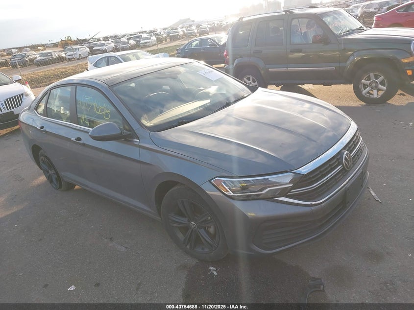 VOLKSWAGEN JETTA 1.5T SE