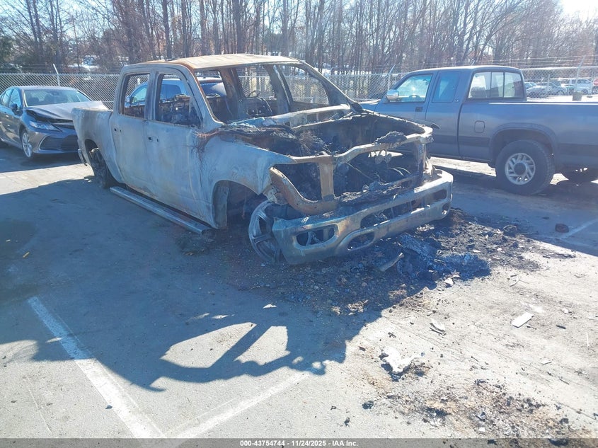 1C6RREFM2NN408506 2022 RAM 1500 photo no. 21