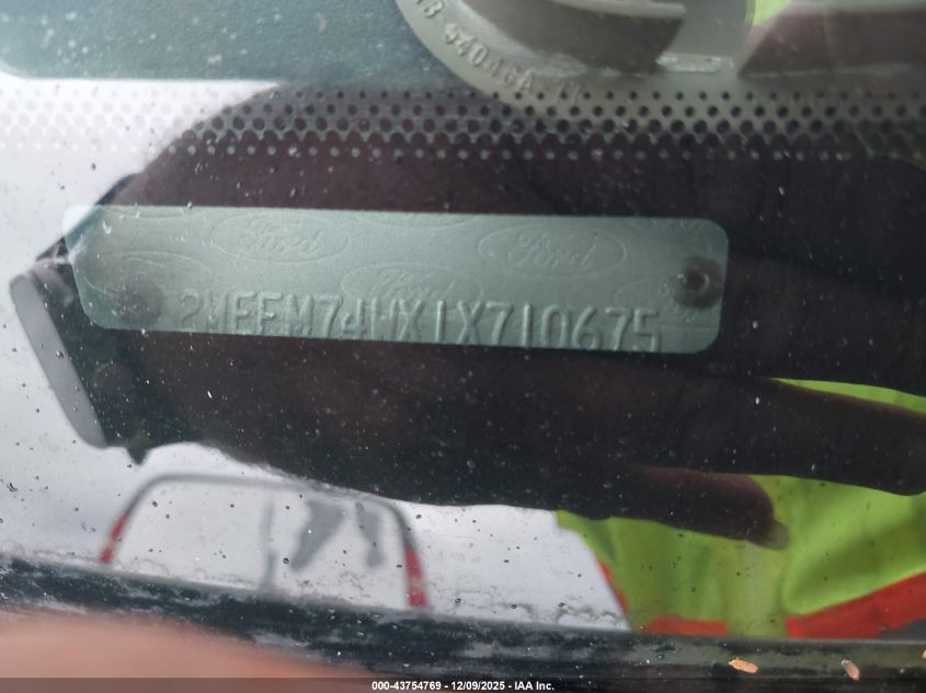 2001 Mercury Grand Marquis Gs VIN: 2MEFM74WX1X710675 Lot: 43754769