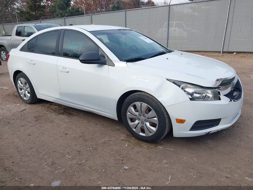 CHEVROLET CRUZE LS AUTO