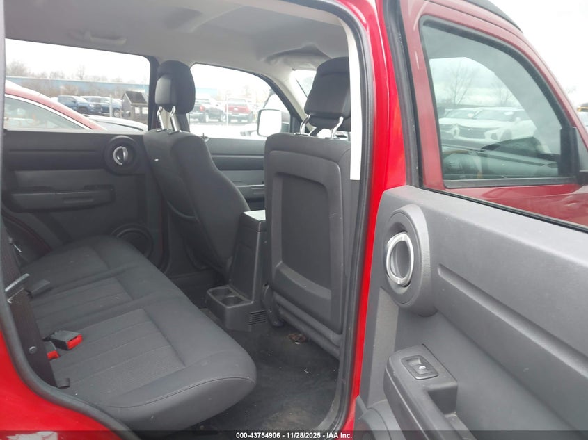 2011 Dodge Nitro Heat VIN: 1D4PU4GK3BW604422 Lot: 43754906