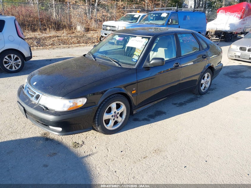 YS3DF58K2Y2047641 2000 SAAB 9-3 photo no. 2