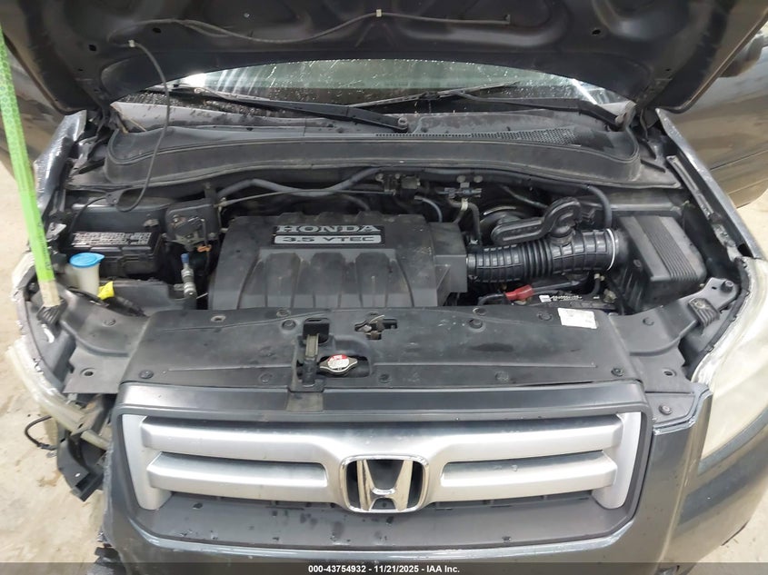 2006 Honda Pilot Lx VIN: 5FNYF18156B025815 Lot: 43754932